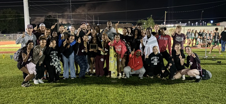 Lady Wolves Track Team