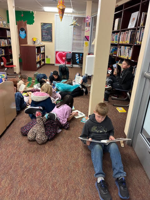 students reading