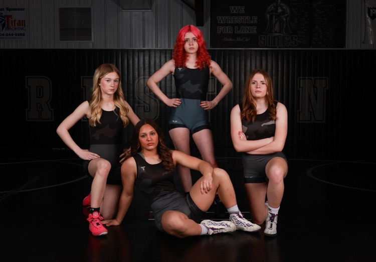 girls wrestling team 