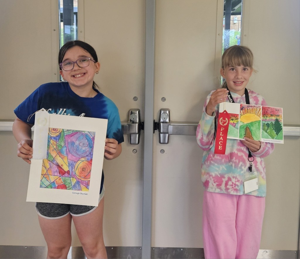 Congratulations to those students whose artwork took prizes for our school display at the Preston County Schools  Fine Arts Festival  on Friday evening!