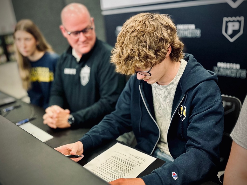 students signing letters of intent for college sports