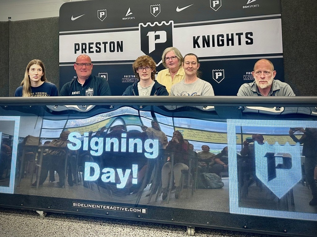 students signing letters of intent for college sports