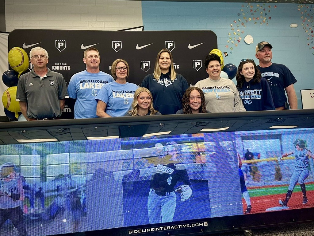 students signing letters of intent for college sports