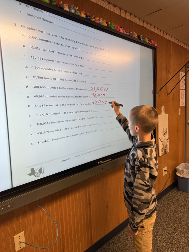 4th graders are crushing their rounding skills this week! 