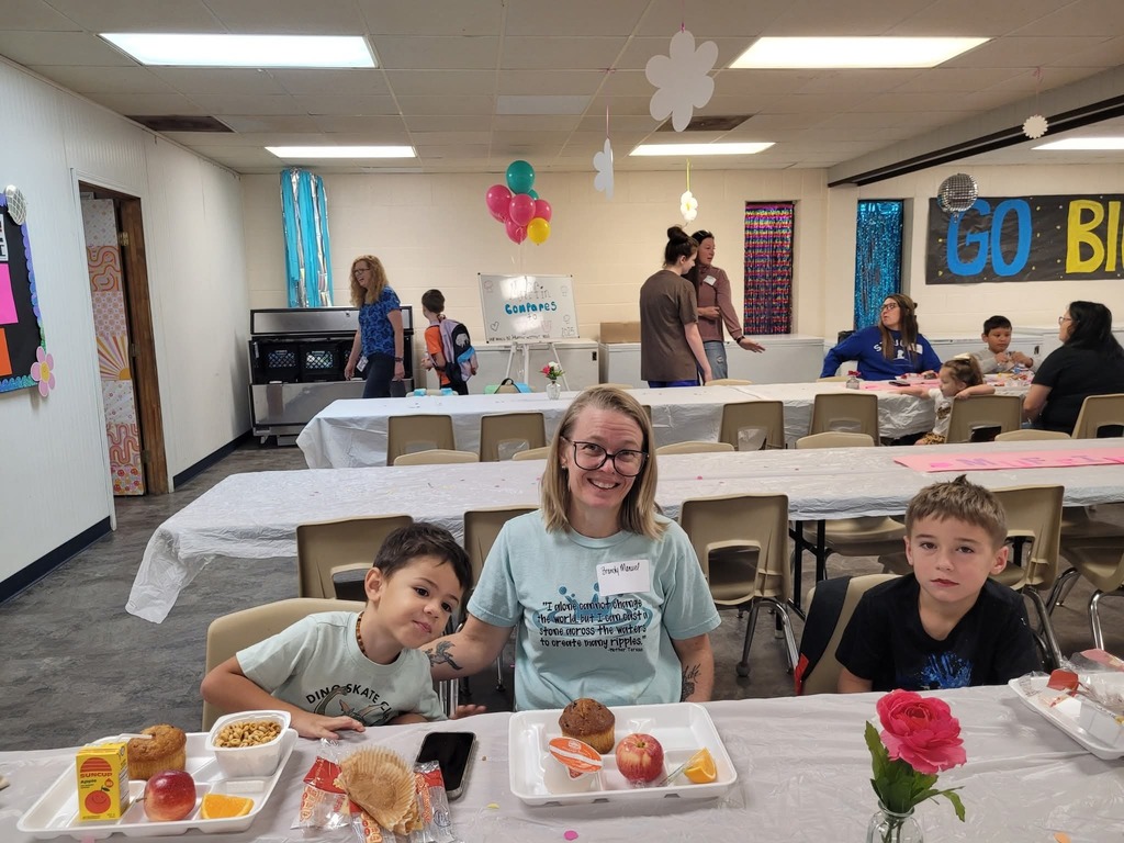 Muffins with Moms