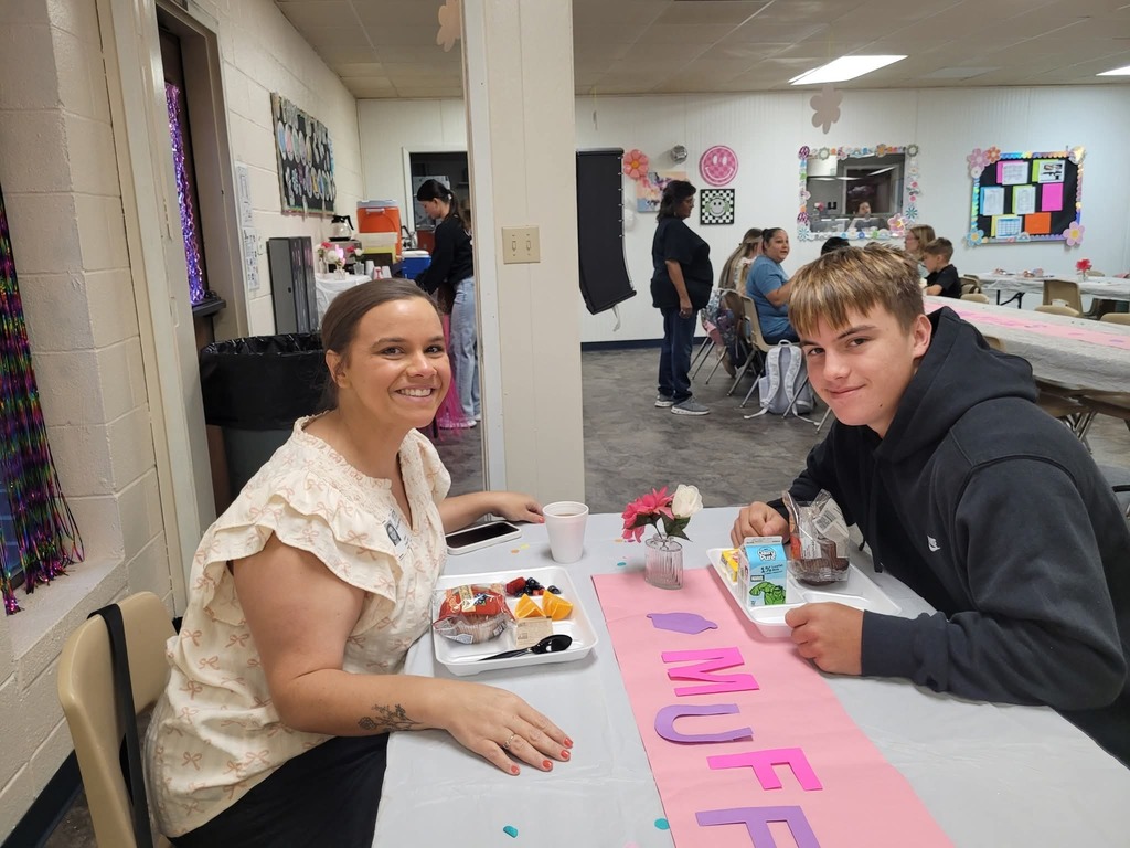 Muffins with Moms