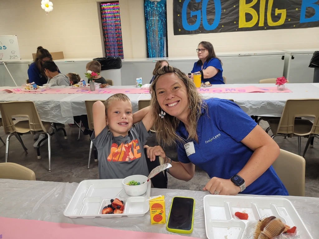 Muffins with Moms