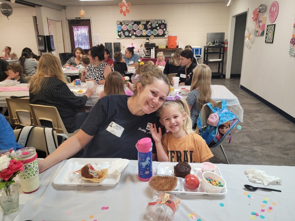 Muffins with Moms