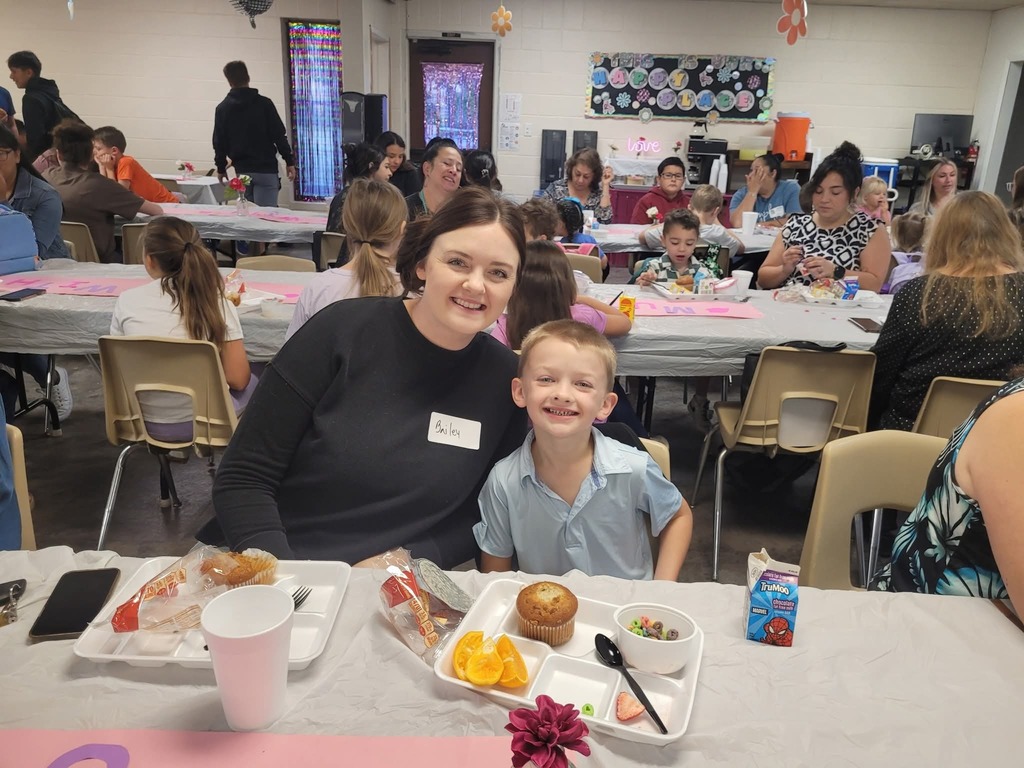Muffins with Moms