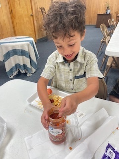 Pizza making 