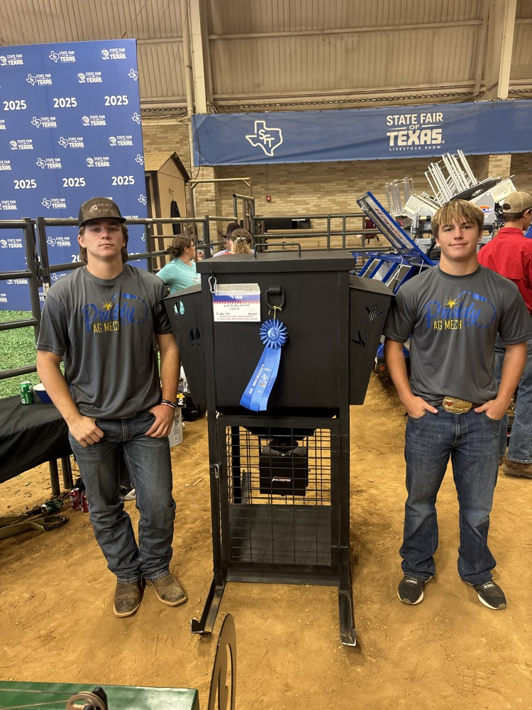 Trapper and Shane with their feeder.