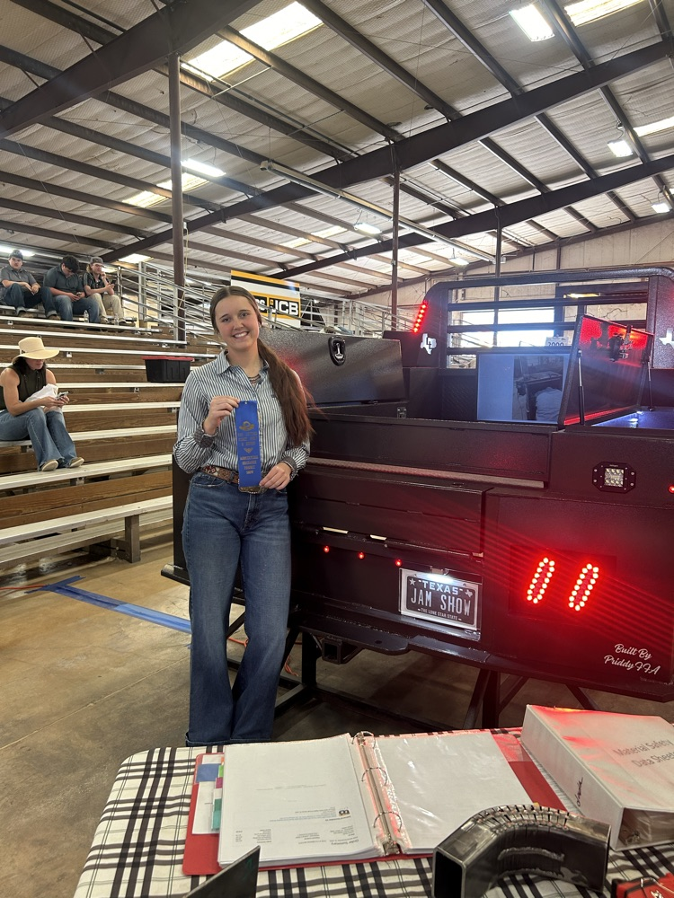 Sadie Buffe with her blue ribbon