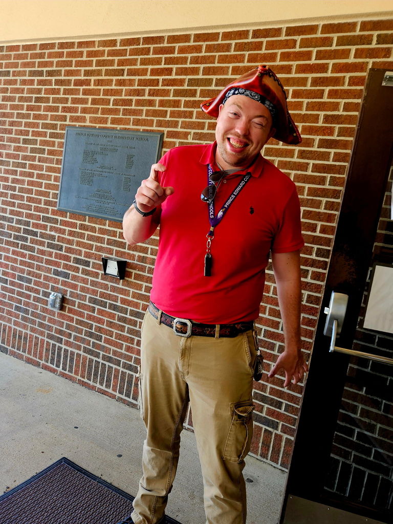 Crazy Hat Day the ES