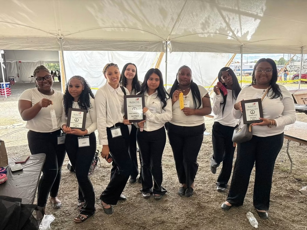 💜💛 Congratulations to our PECHS Cosmetology students on an amazing showing at the State Fair competition!  🏆 1st Place, Total Fashion: Amairani Garibay, Tania Benitez & Damiya Coleman  🏆 1st Place, Total Fashion: Kami Patterson, Maiya Wyatt & Raven Agnew  🥉 3rd Place, Natural Hair Braiding: Nevaeh Marshall  🥉 3rd Place, Fantasy Nails: Shamyla Foster & Jamirra Hatcher  🏅 4th Place: ShawnAsia Brown 🏅 6th Place: Aniyla Miller 🏅 9th Place: JaOnna Johnson (Natural Hair Braiding)  Superintendent Dr. Chip Jones praised the students and their instructor, Ms. Reese, for their dedication, talent, and hard work.  We are so proud of our Eagles!  