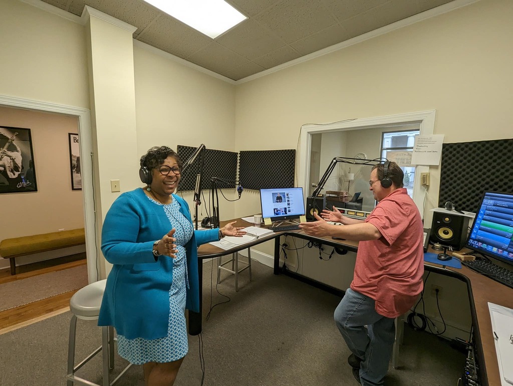 Dr. Johnson visits WFLO