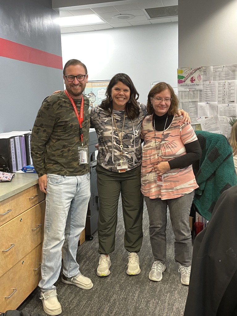 #EV dressed up in camo