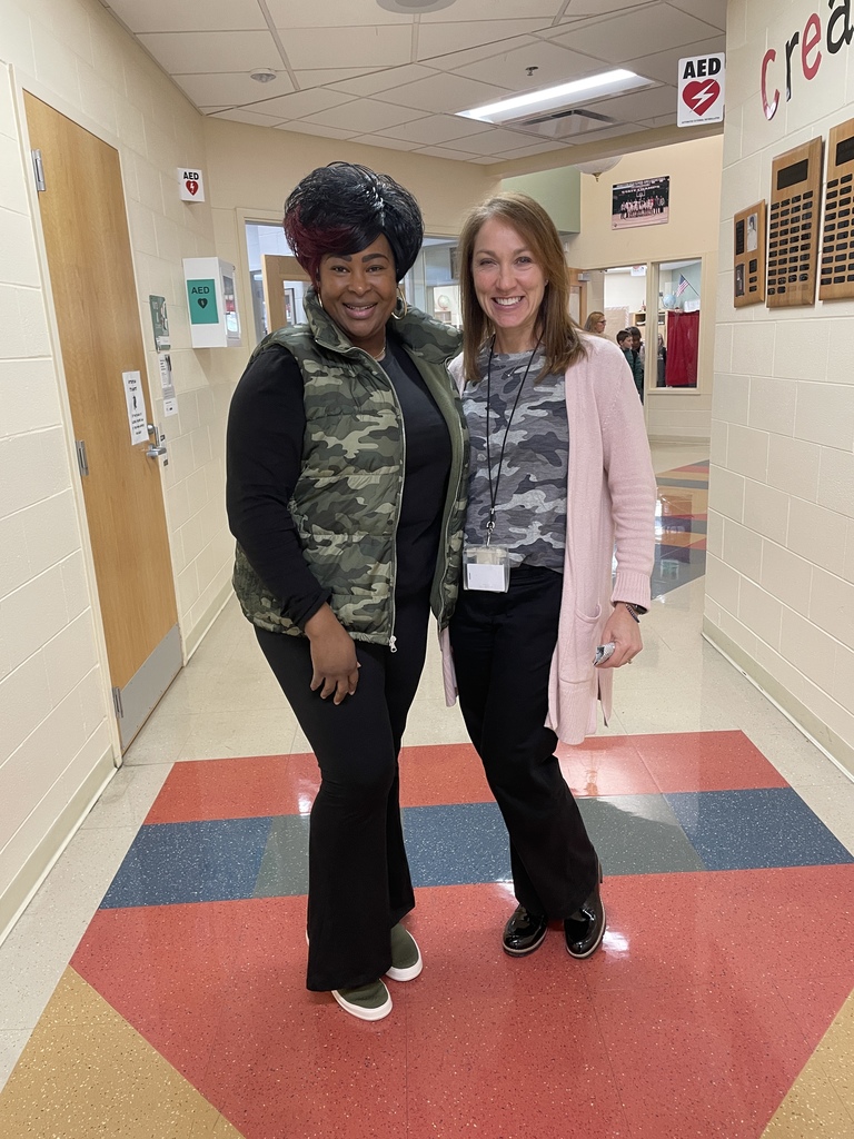 #EV dressed up in camo