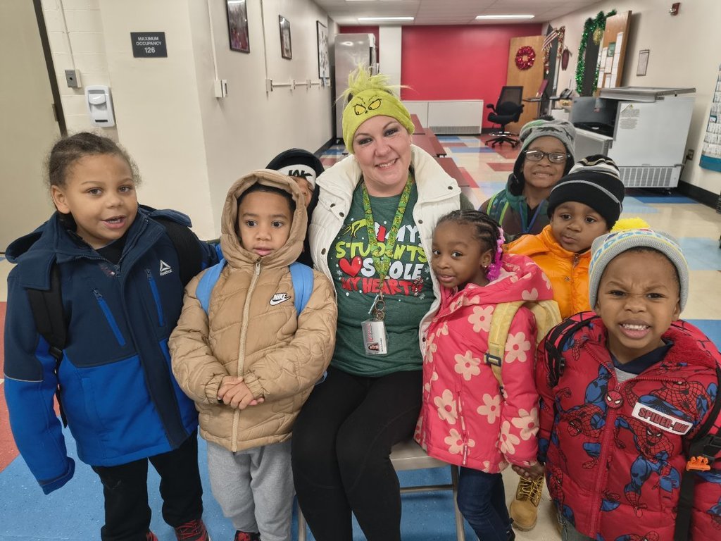 Grinchy Green Thursday At Glendale