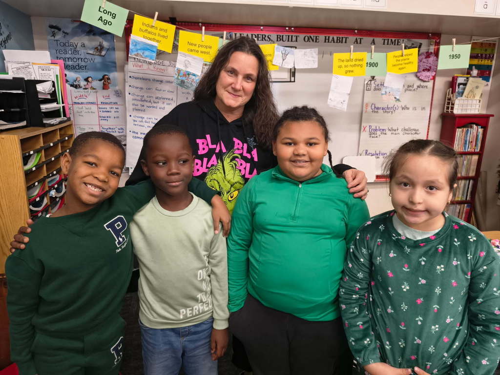 Grinchy Green Thursday At Glendale