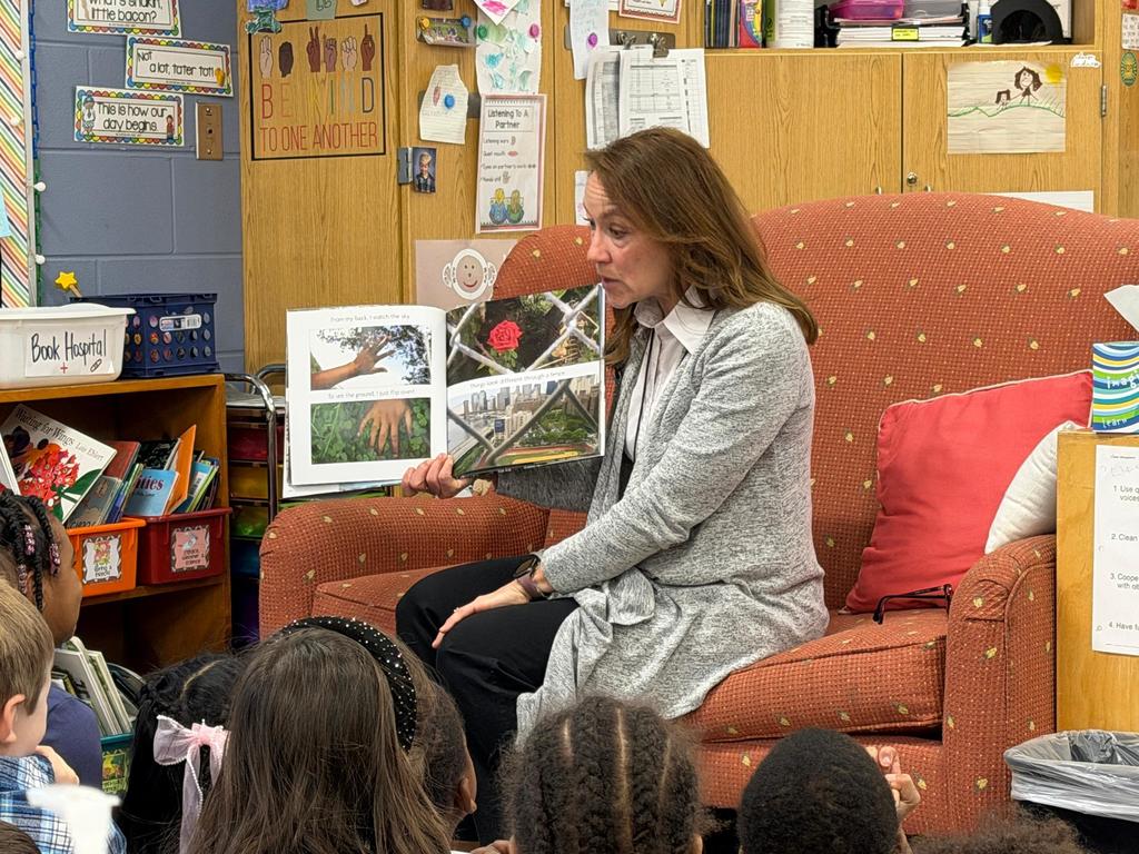 #Ev mystery reader mrs burton