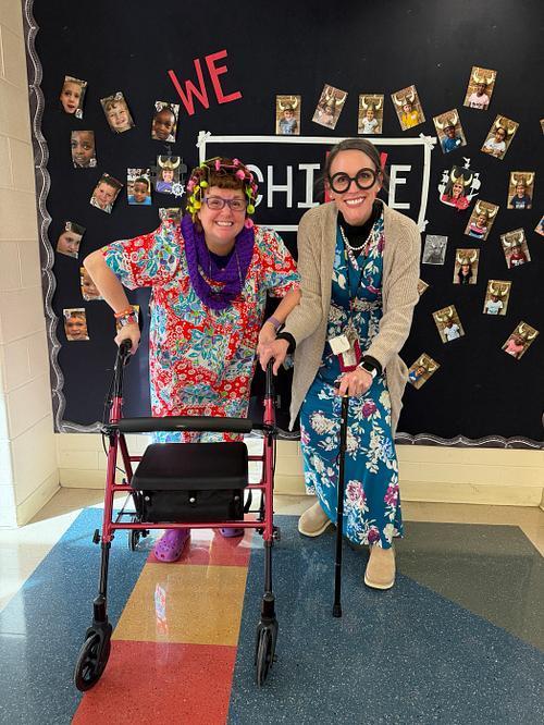 Kinder teachers dressed up as 100 years old