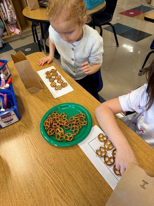 students making a 100 day snack mix #EV