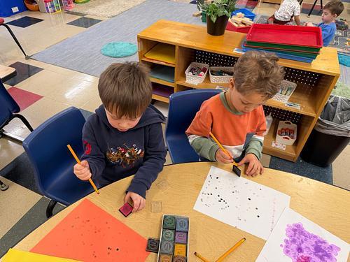 #EV preschool students involved in learning in centers