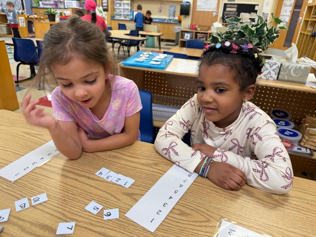 #EV preschool students involved in learning in centers