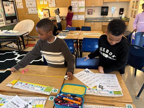 #EV students measuring math 
