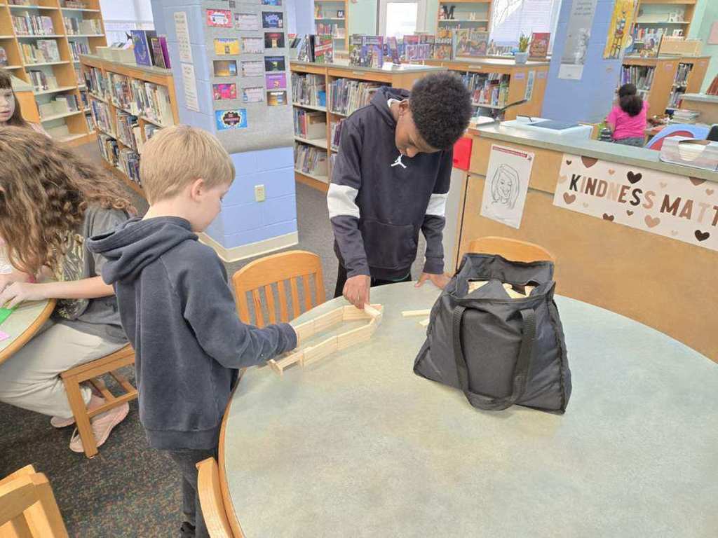 #EV students in the library with blocks to build with 