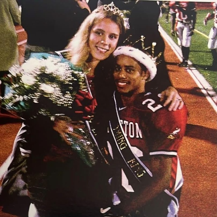 Mrs Bach formerly Miss Hendrickson, was the 2006 Princeton  homecoming queen 