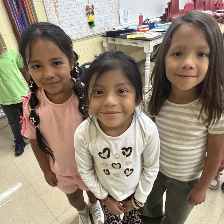 kindergarten smiles on fall picture day 2026