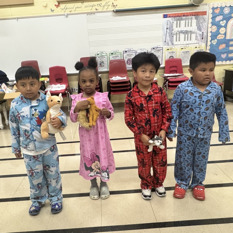 HH spirit week so comm k-1 pajamas day