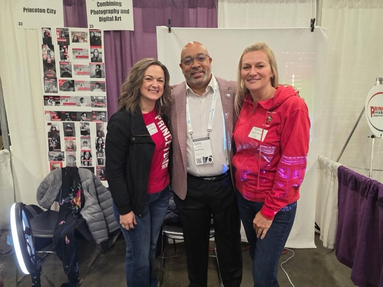 Lindsay Holliday, Elgin Card, and Jessica Durham 