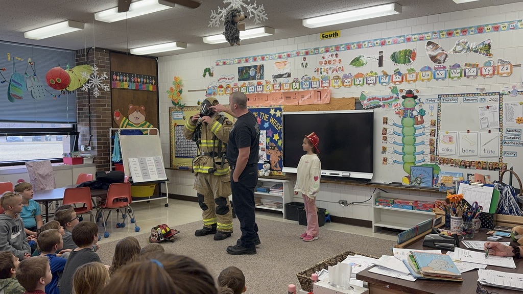 Princeton Fire Department visits first grade students