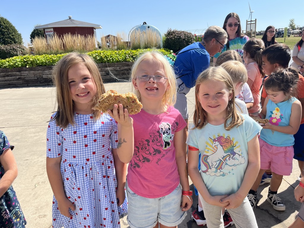 Jefferson Students at Tanner's Orchard