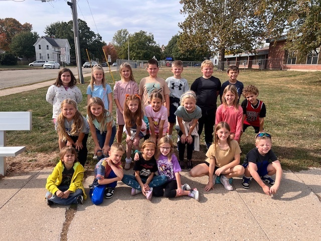 Members of Mrs. Thompson's third grade class visiting Douglas Elementary Preschoolers