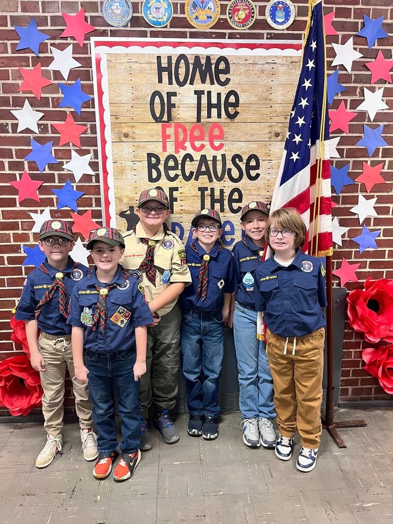 Lincoln students honoring service members on Veteran's Day, 2025