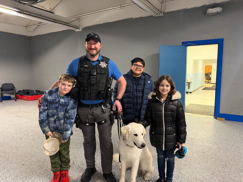 Students visit Princeton Police Department and K-9