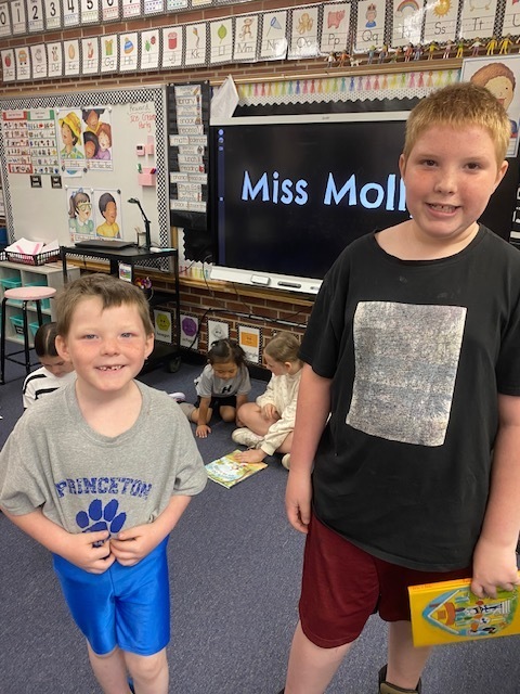 5th Grade and Kindergarten Reading Buddies