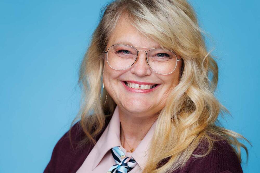 Dr. Melinda Halvorson