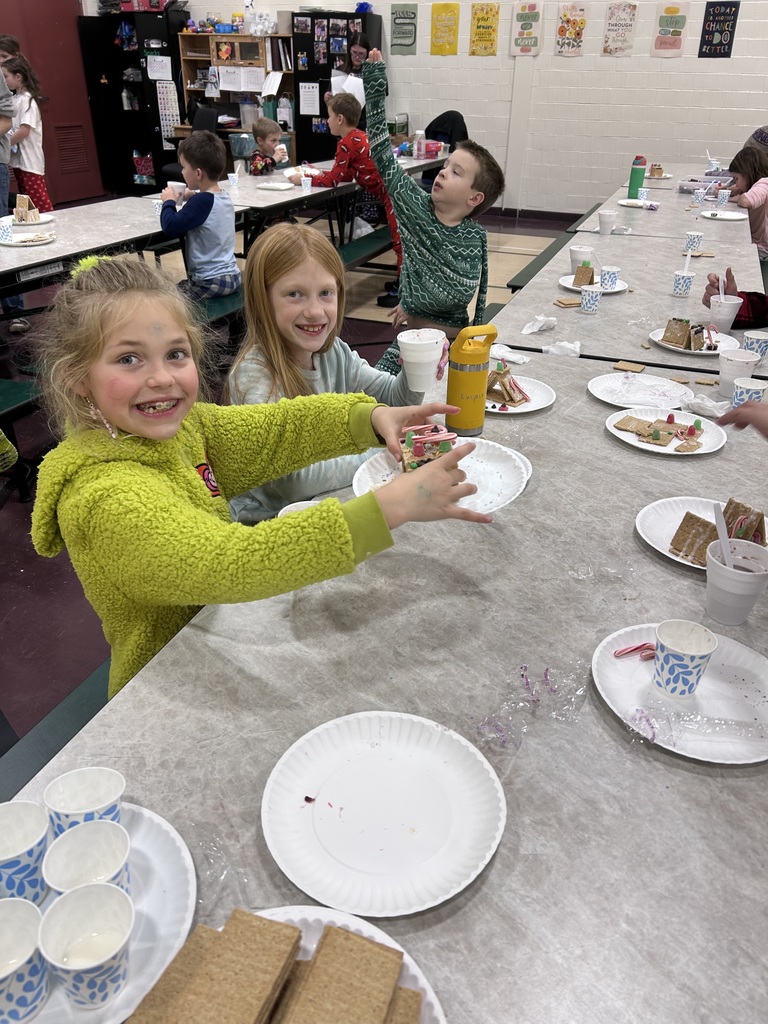 Holiday fun at both sites! Pike Lake and Bay View Kids’ Zone wrapped up December with hot chocolate, gingerbread houses, and time together before break. We’re excited to have everyone back for the new year!