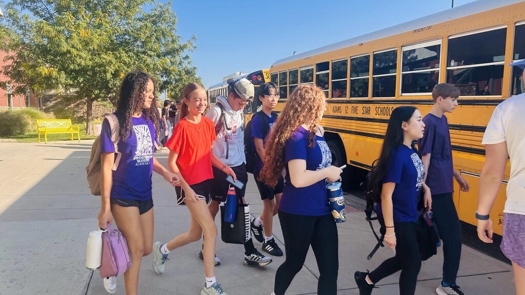 2026 Peaks Hike buses
