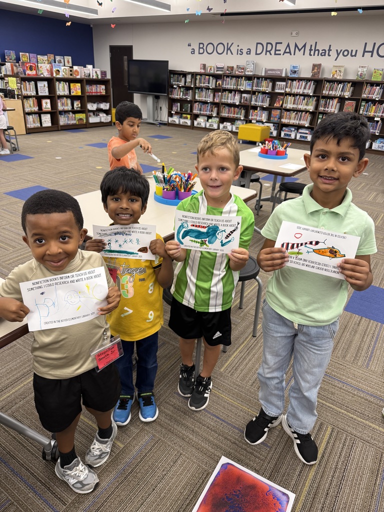 Kindergarteners in the library.