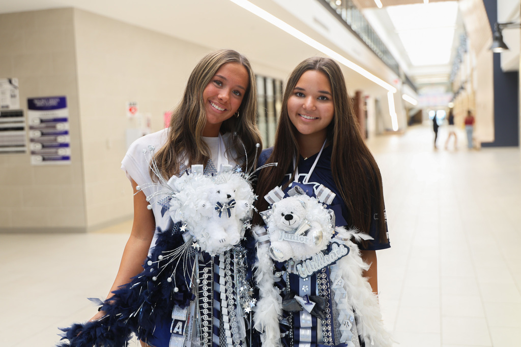 Walnut Grove Mums