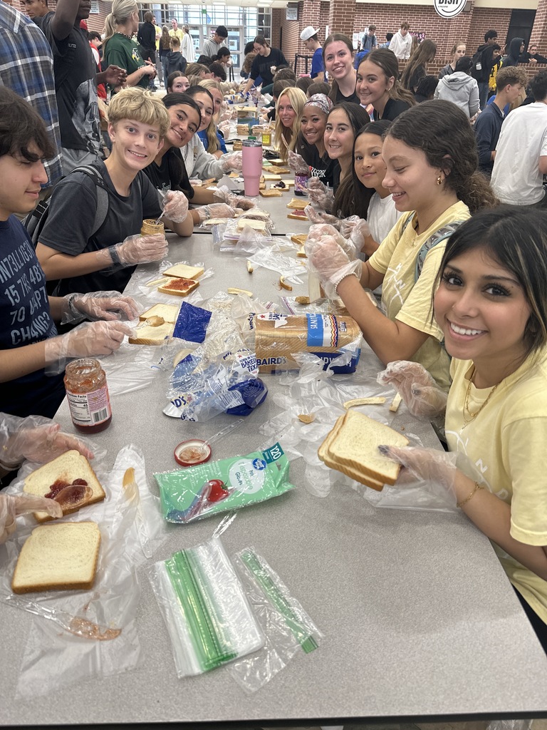 Ship Serves - Making peanut butter and jelly sandwiches 