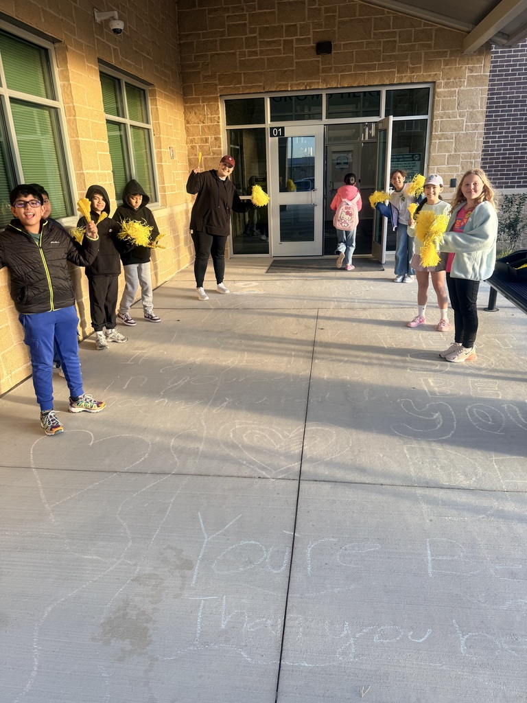Hope Squad welcomed Jackson students during arrival.