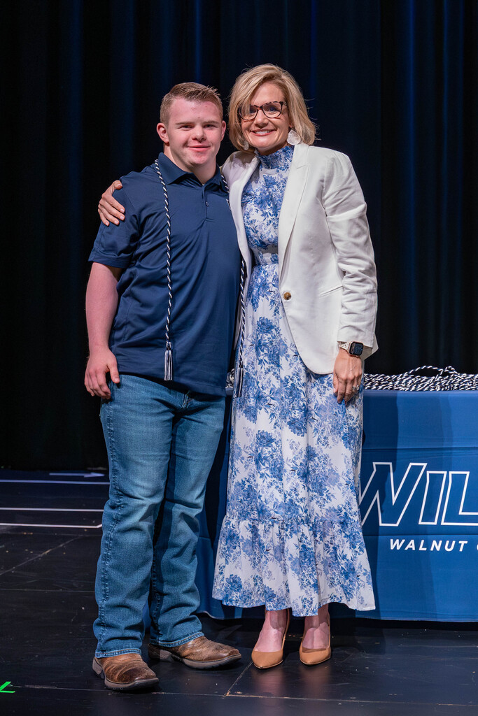 Walnut Grove High School Cord Ceremony