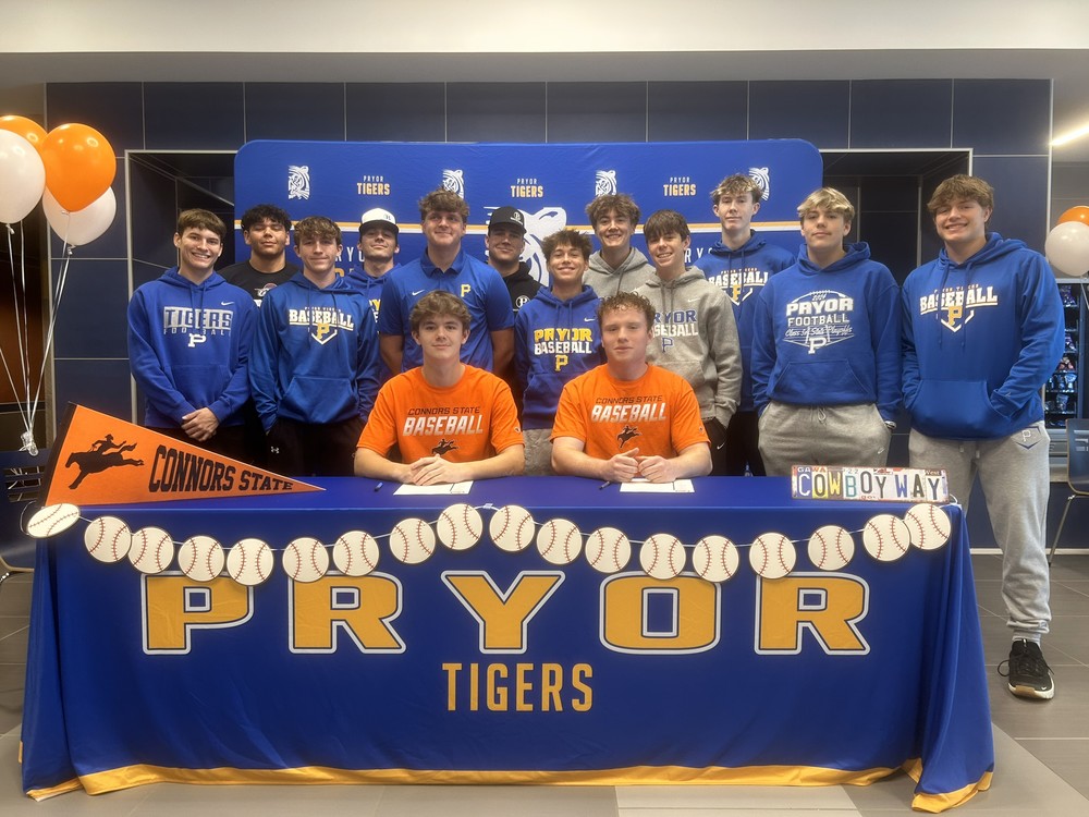 Gavin and Dan with their Teammates