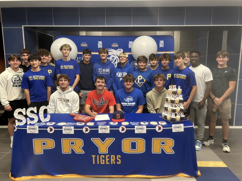 Swarer and his teammates